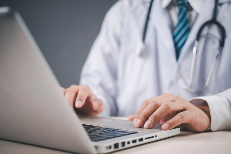 Convertir vos prospects en clients avec le logiciel de prise de RDV Bloomcal